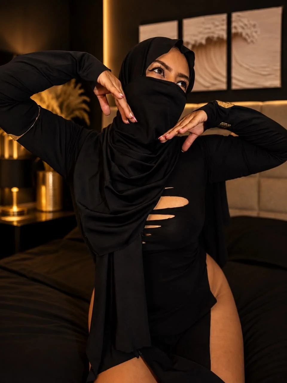 XXX Porn Photo of Nude Qamar_Khalifa 4
