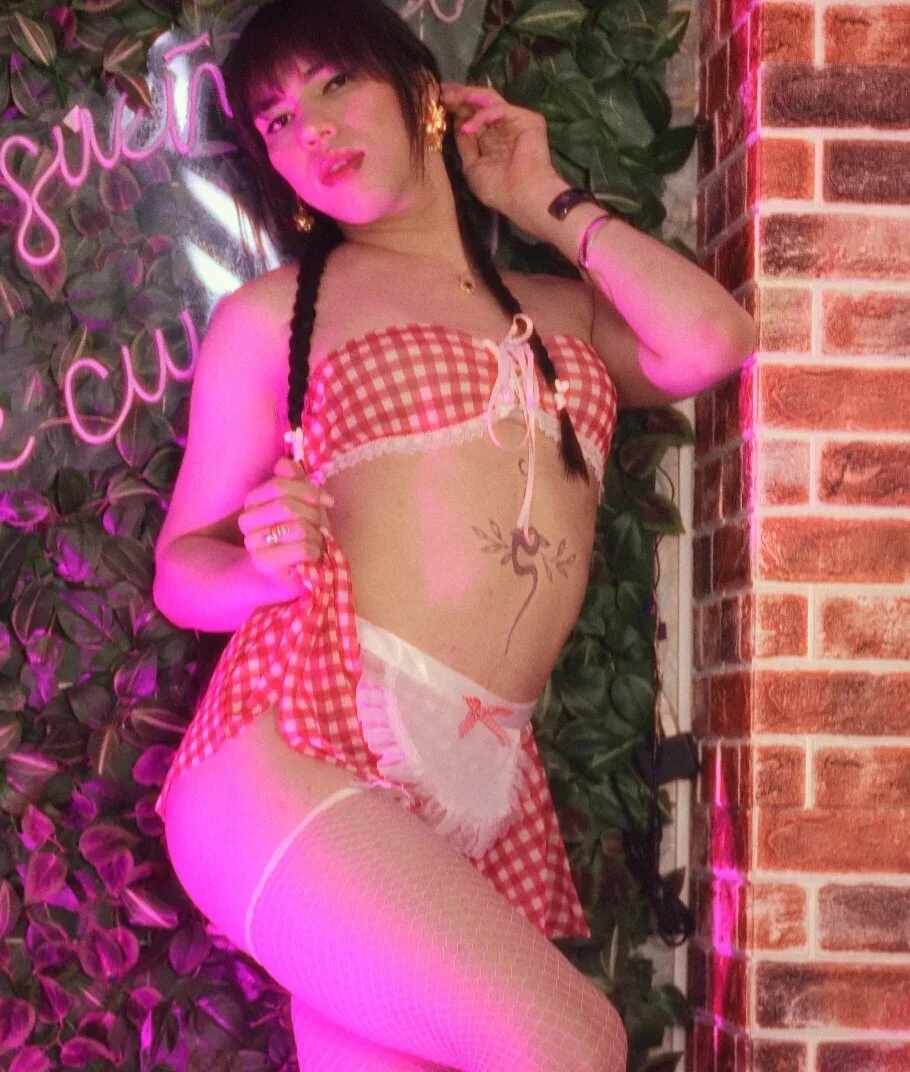 XXX Porn Photo of Nude diosagolden 37