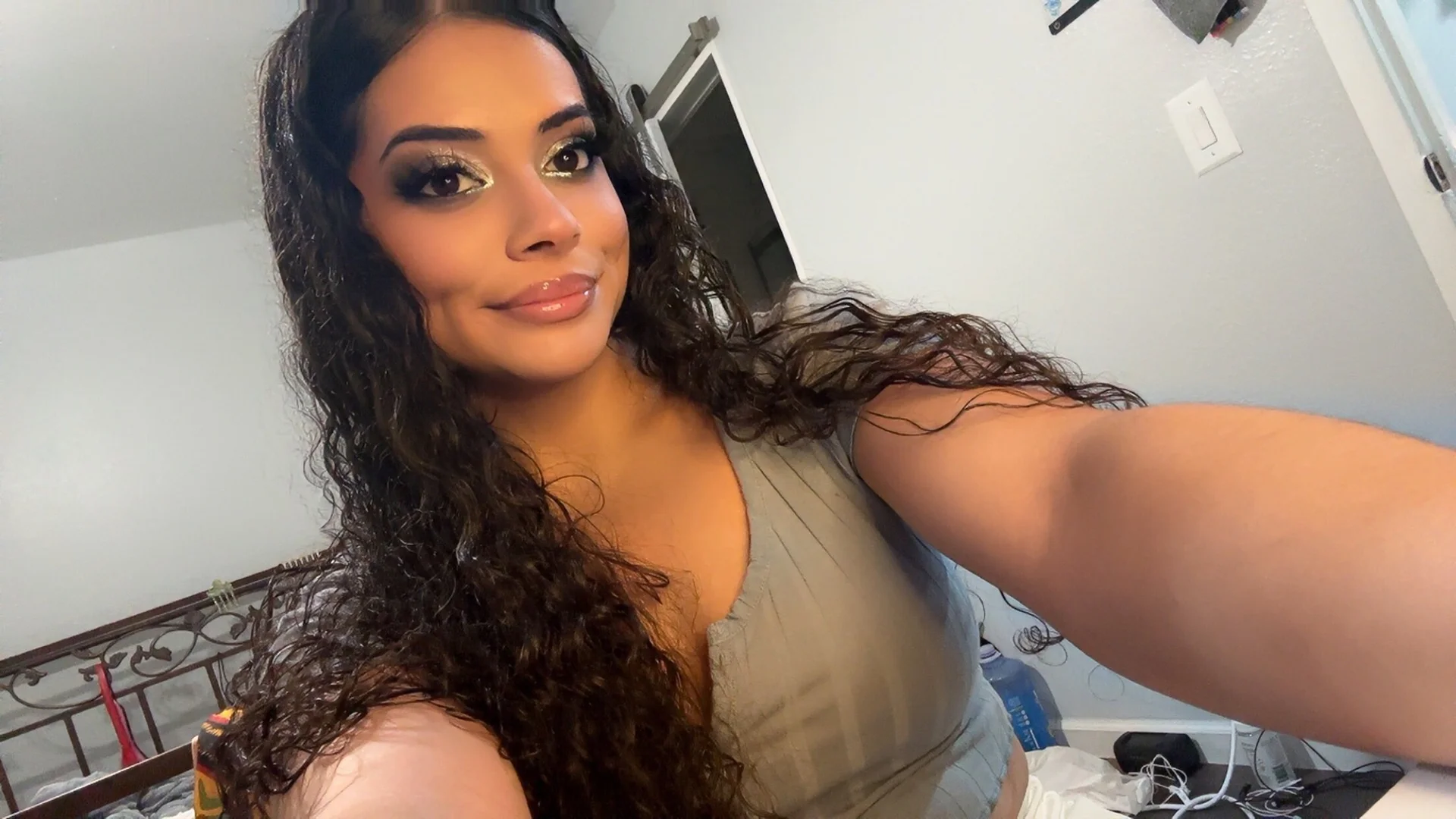 XXX Porn Photo of Nude vixxnovalee 3