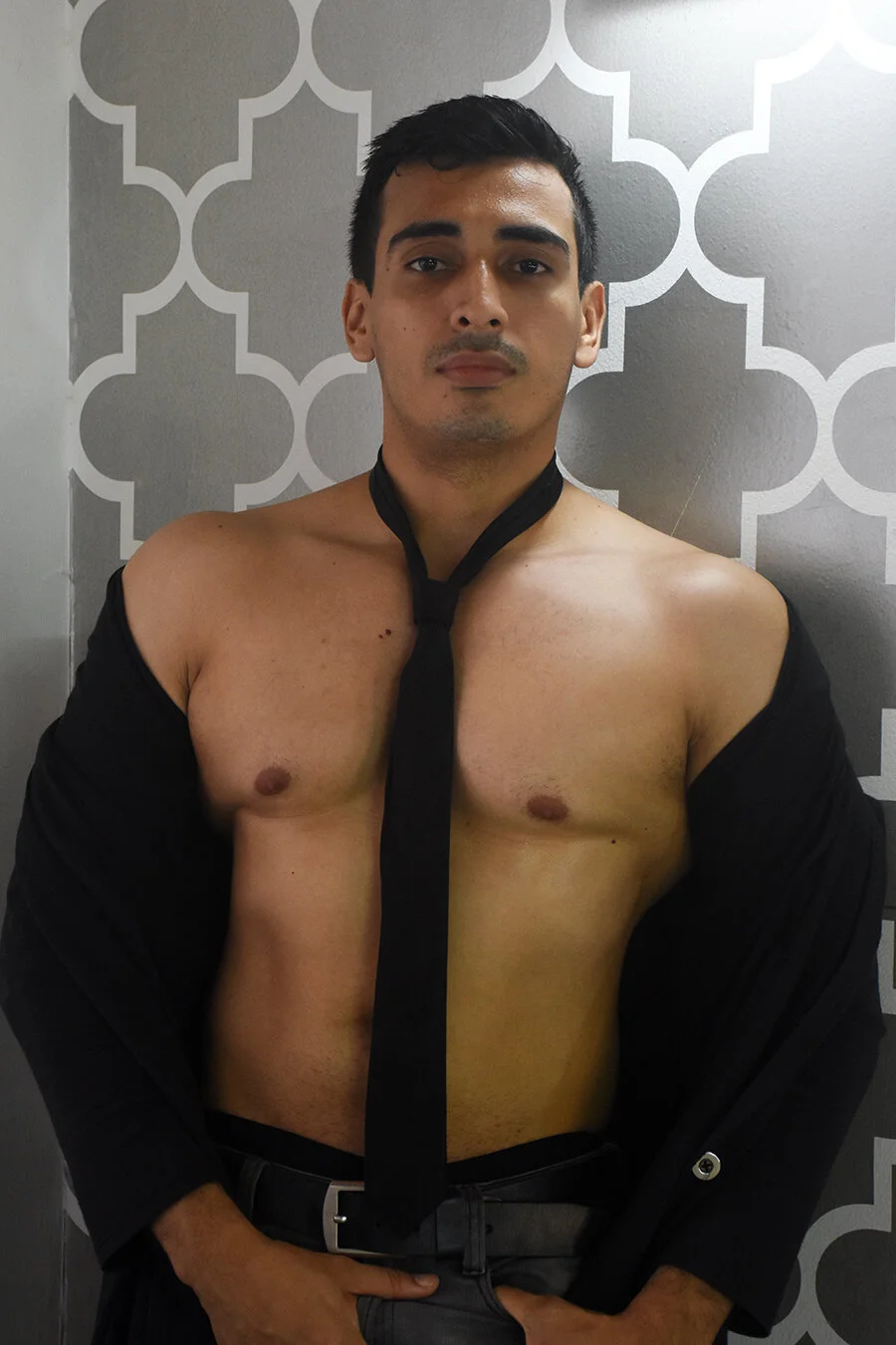 XXX Porn Photo of Nude muscle_ares 9