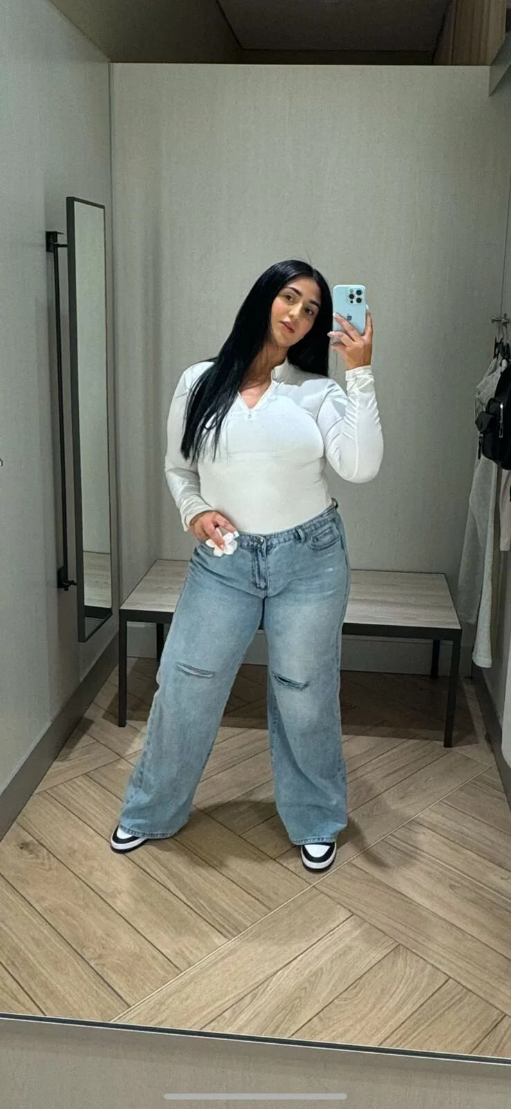 XXX Porn Photo of Nude Curvy_sweet 1