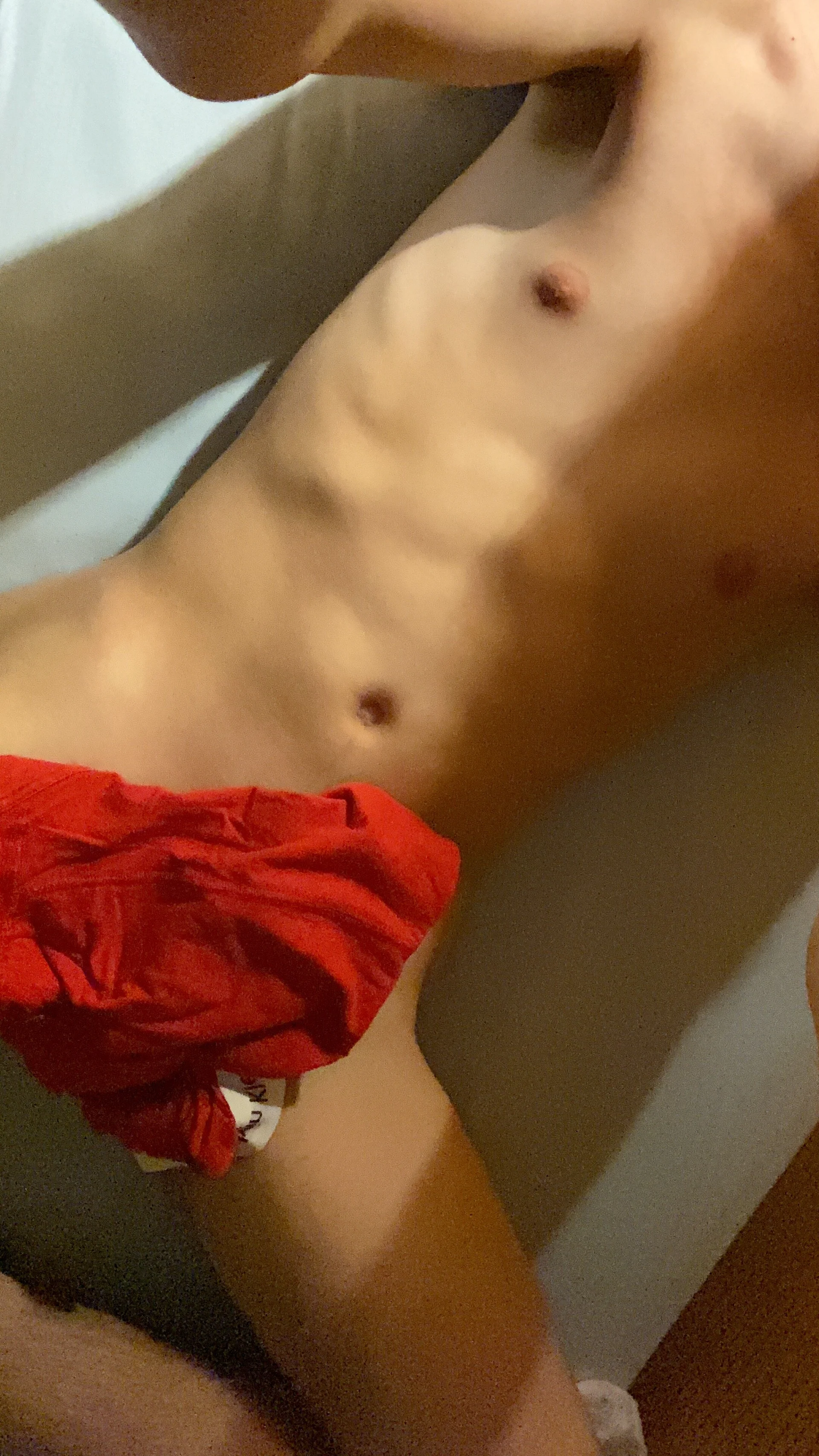 XXX Porn Photo of Nude PeteTwink69 4