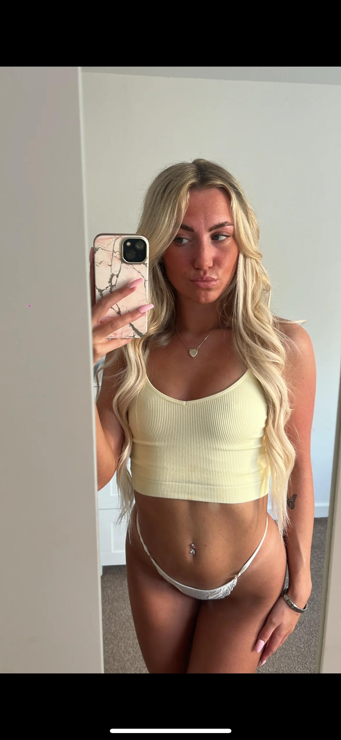 XXX Porn Photo of Nude CharlotteRosexx 1