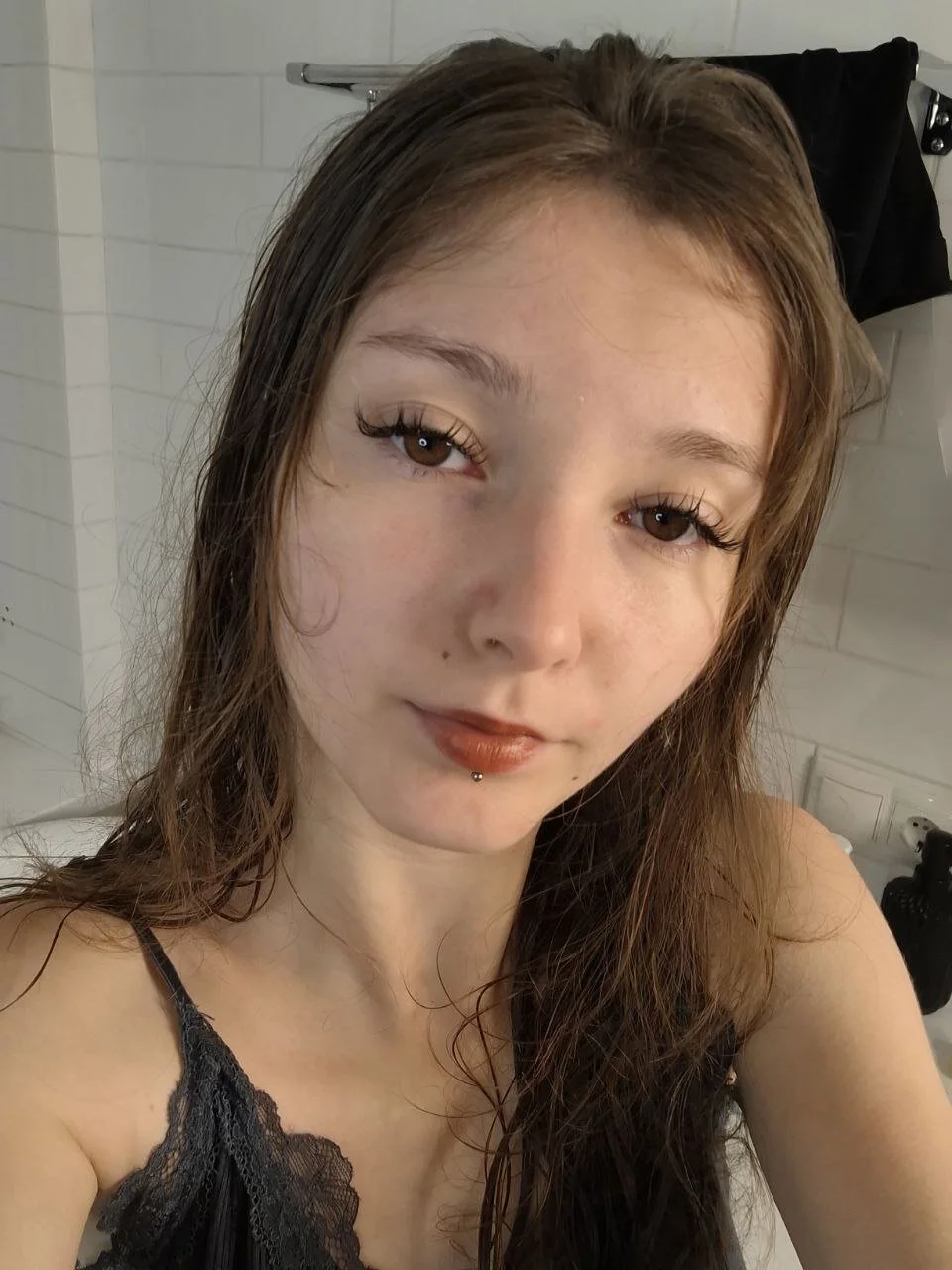 XXX Porn Photo of Nude DongMolt 276