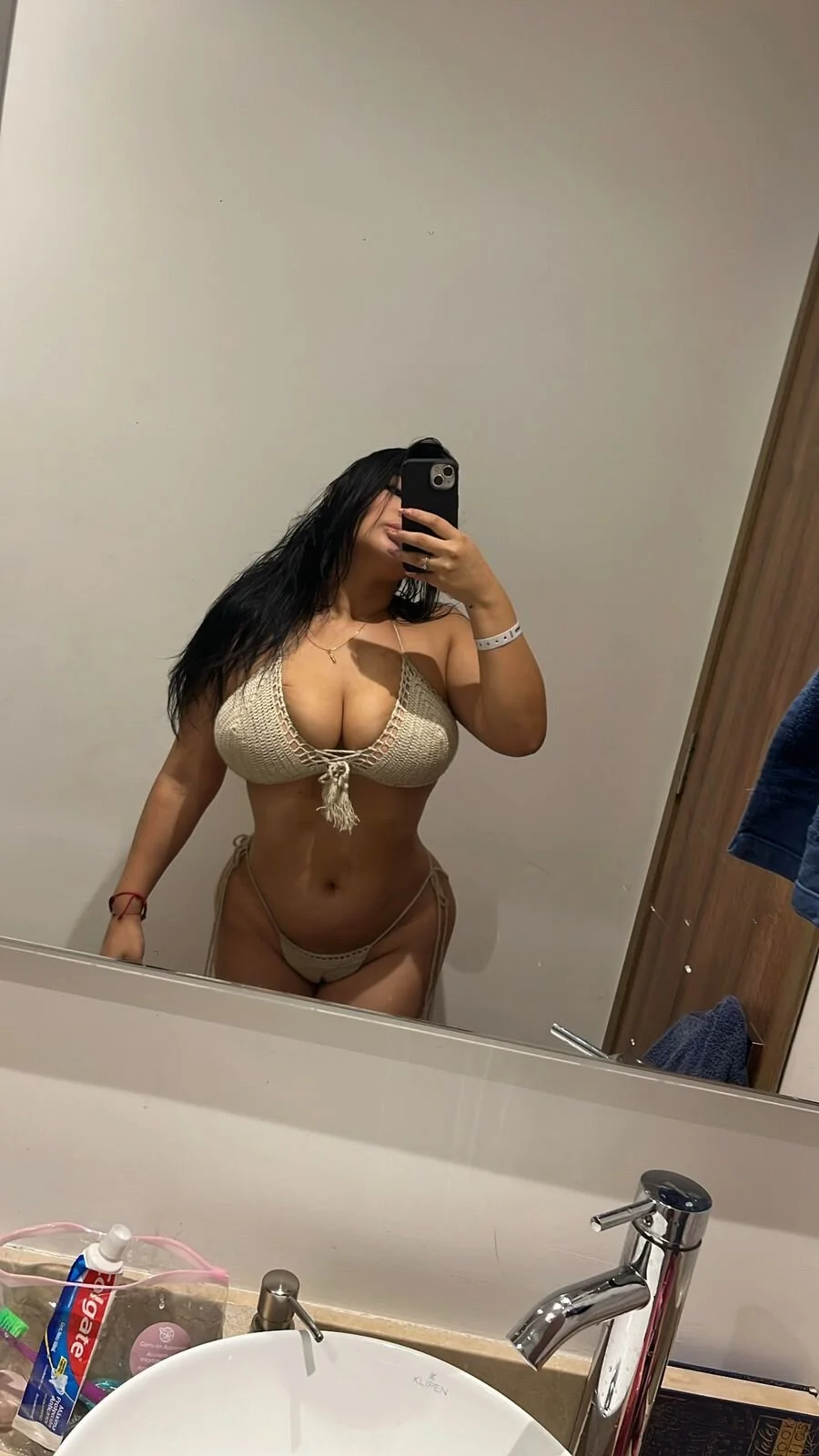 XXX Porn Photo of Nude amy-thomson1 17