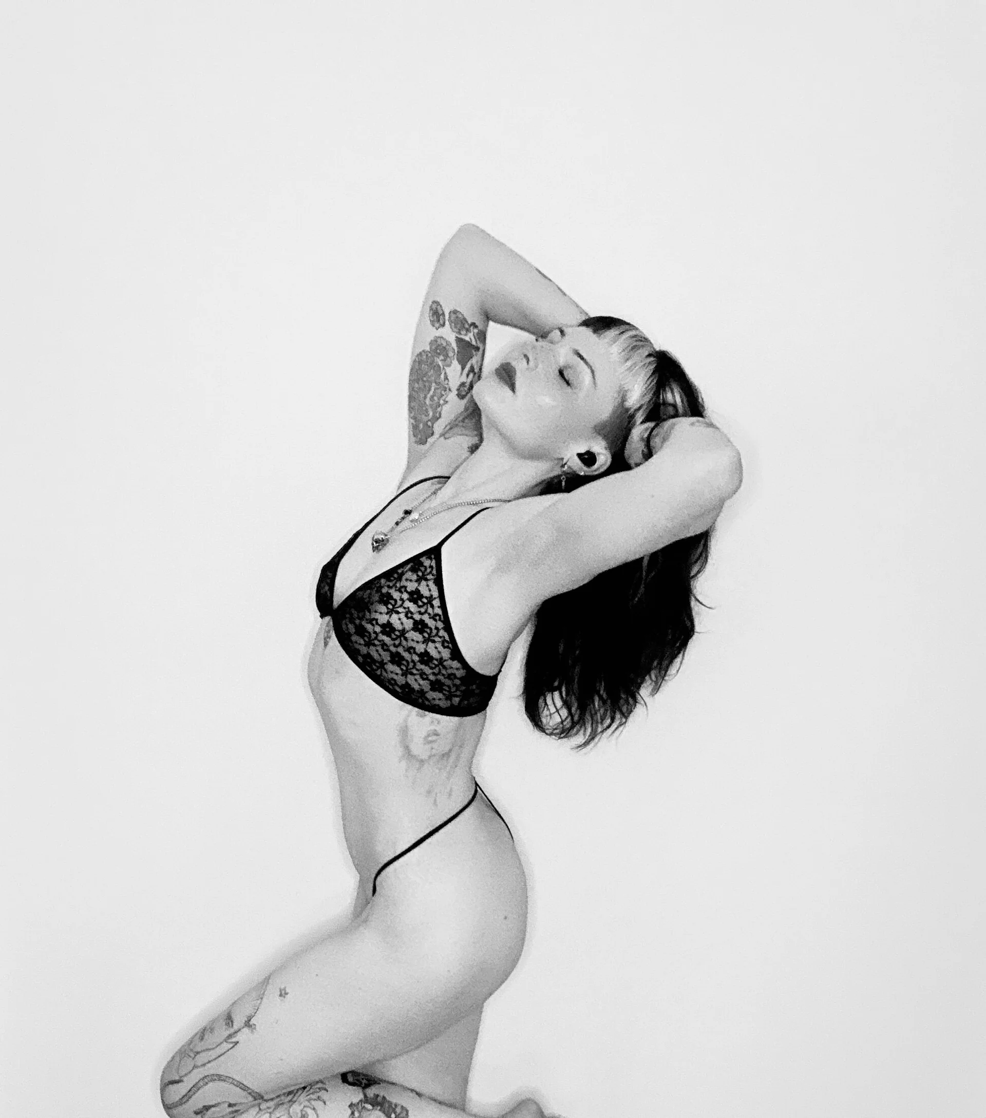 XXX Porn Photo of Nude altgrlnextdoor 1