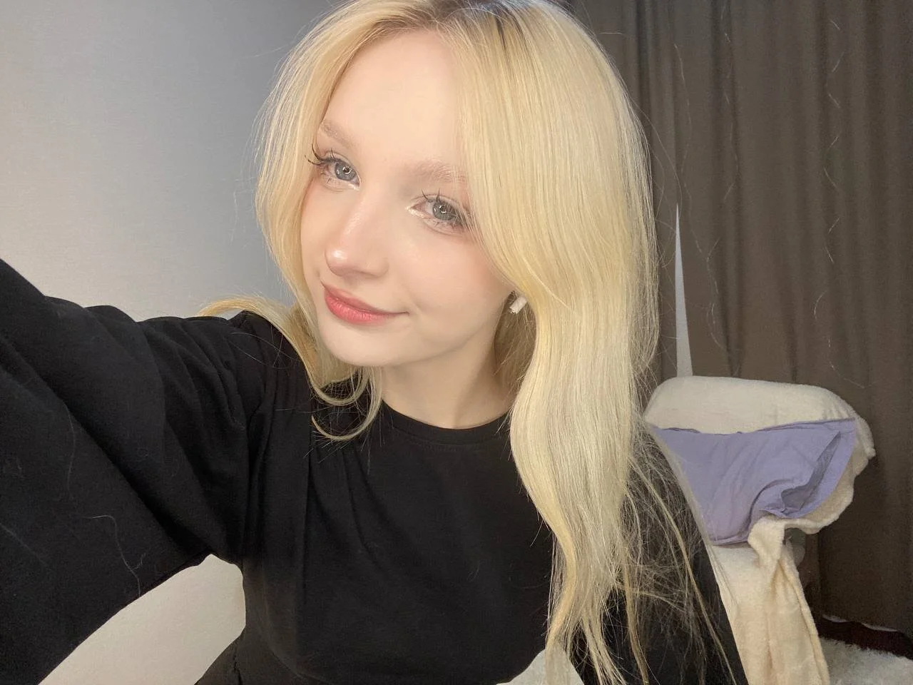 XXX Porn Photo of Nude Naughty__Couplles 12