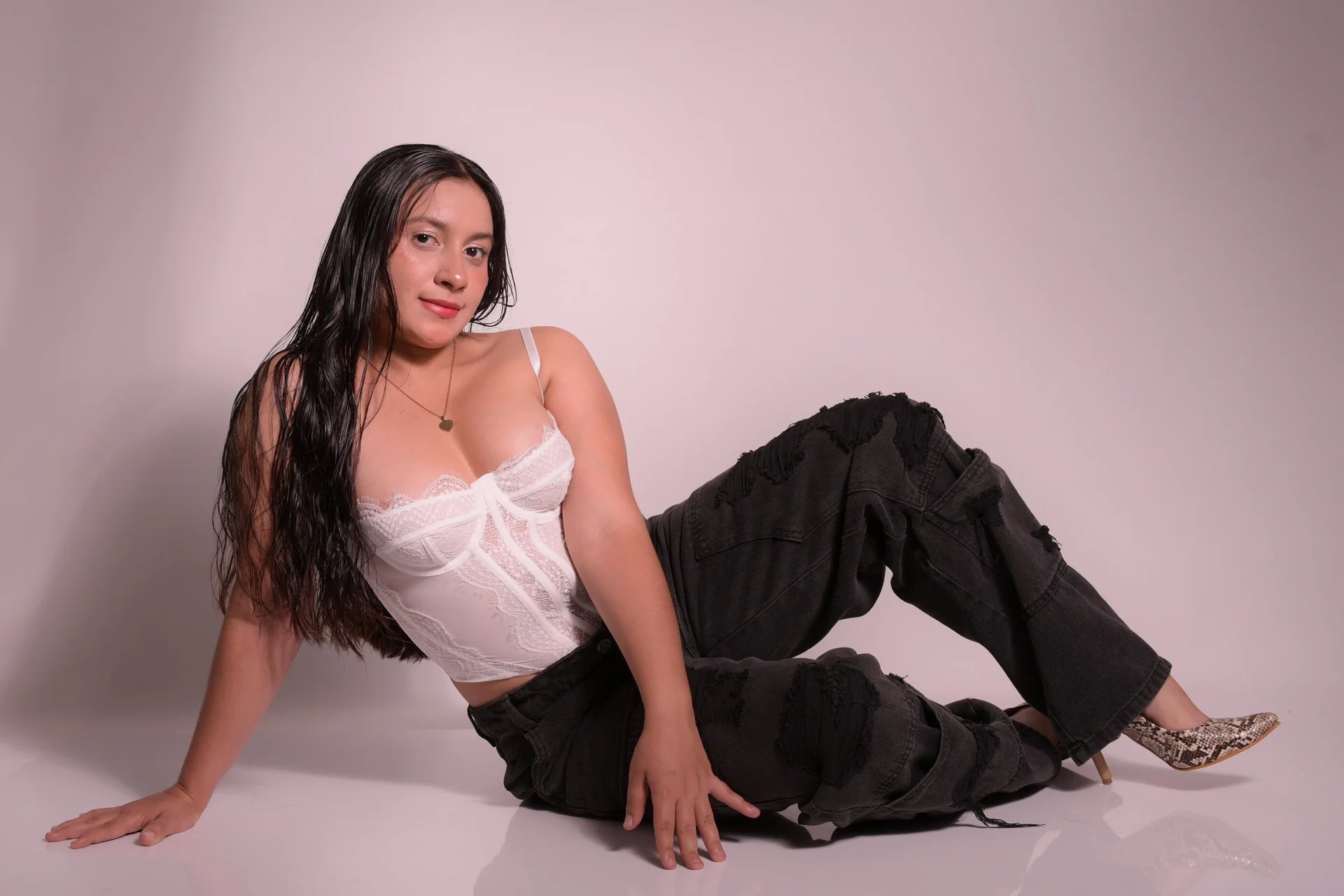 XXX Porn Photo of Nude kira_relish 32