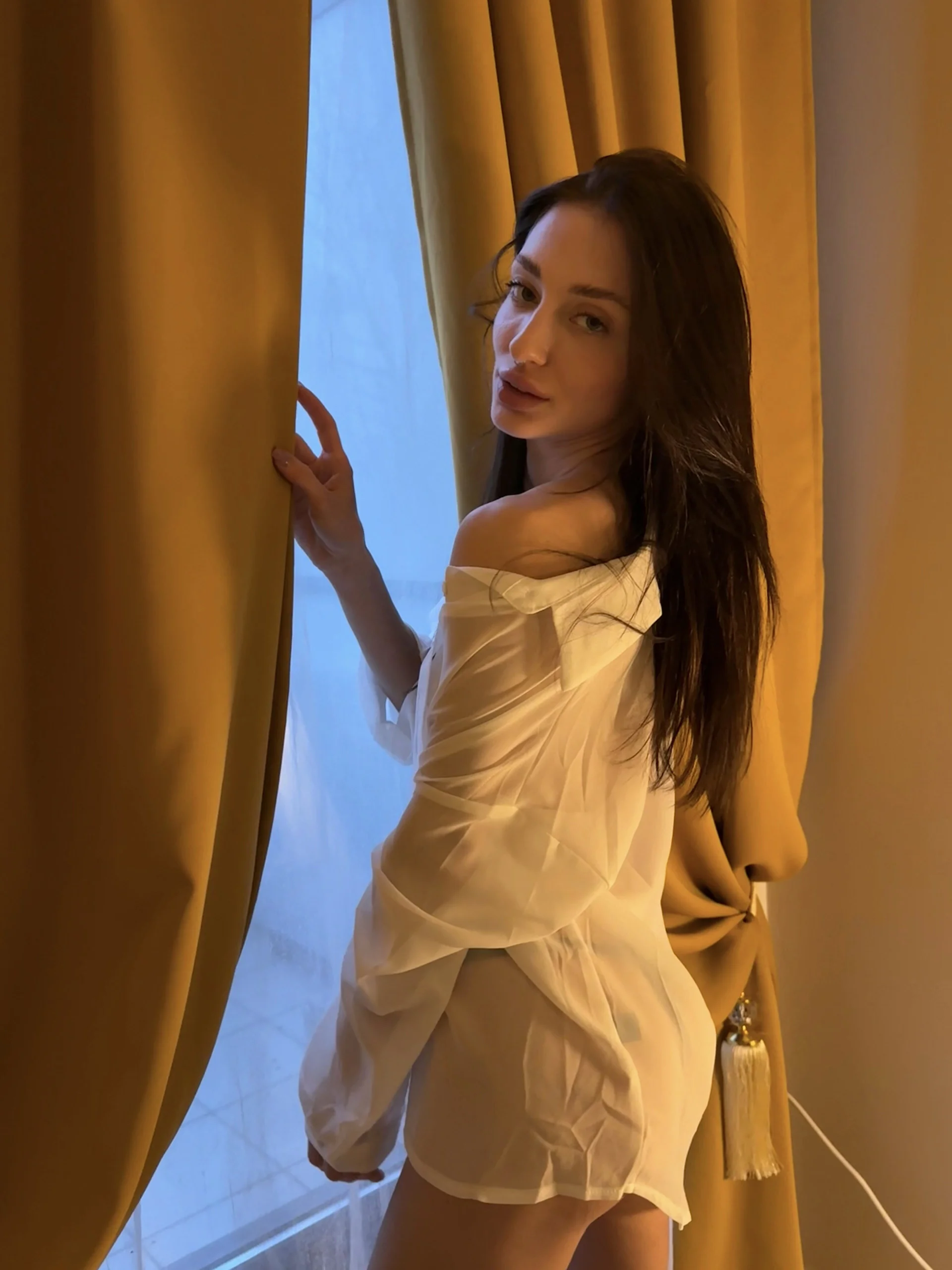 XXX Porn Photo of Nude Alice_Arwen 2