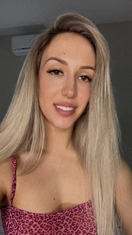 XXX Porn Photo of Nude VikkiLustfull 5