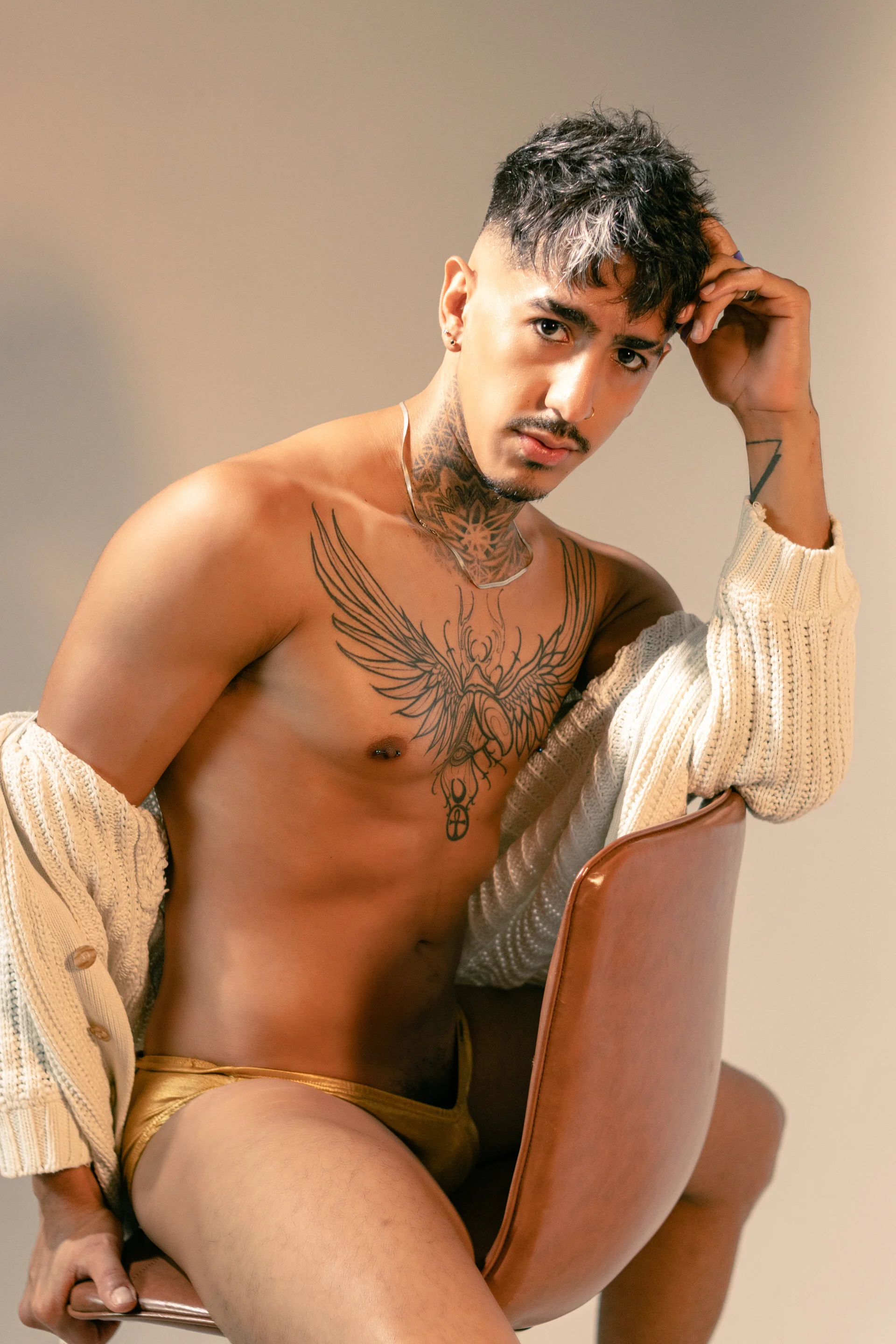 XXX Porn Photo of Nude Donovan_Desmond 13