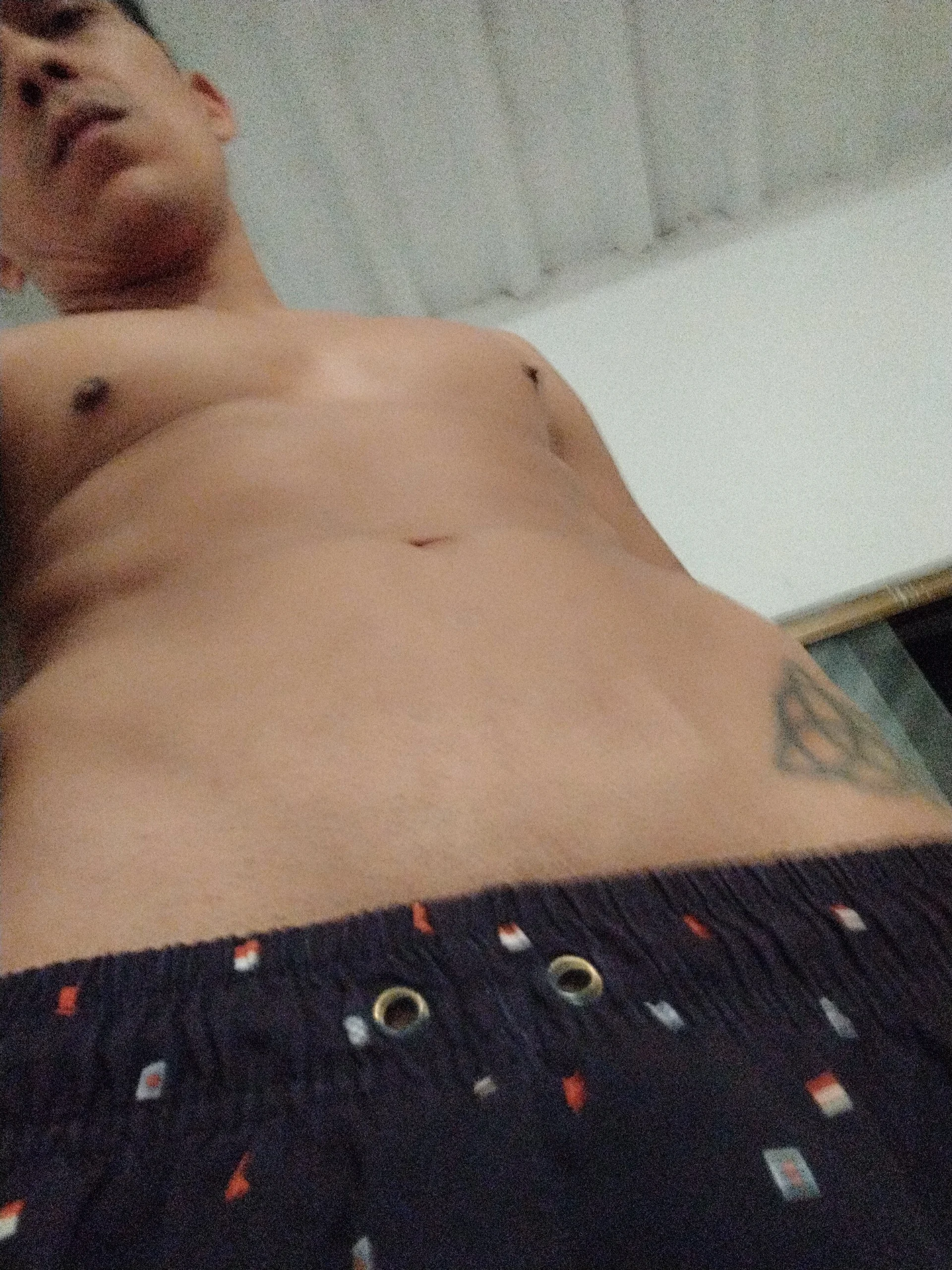 XXX Porn Photo of Nude guevogranderixx 2