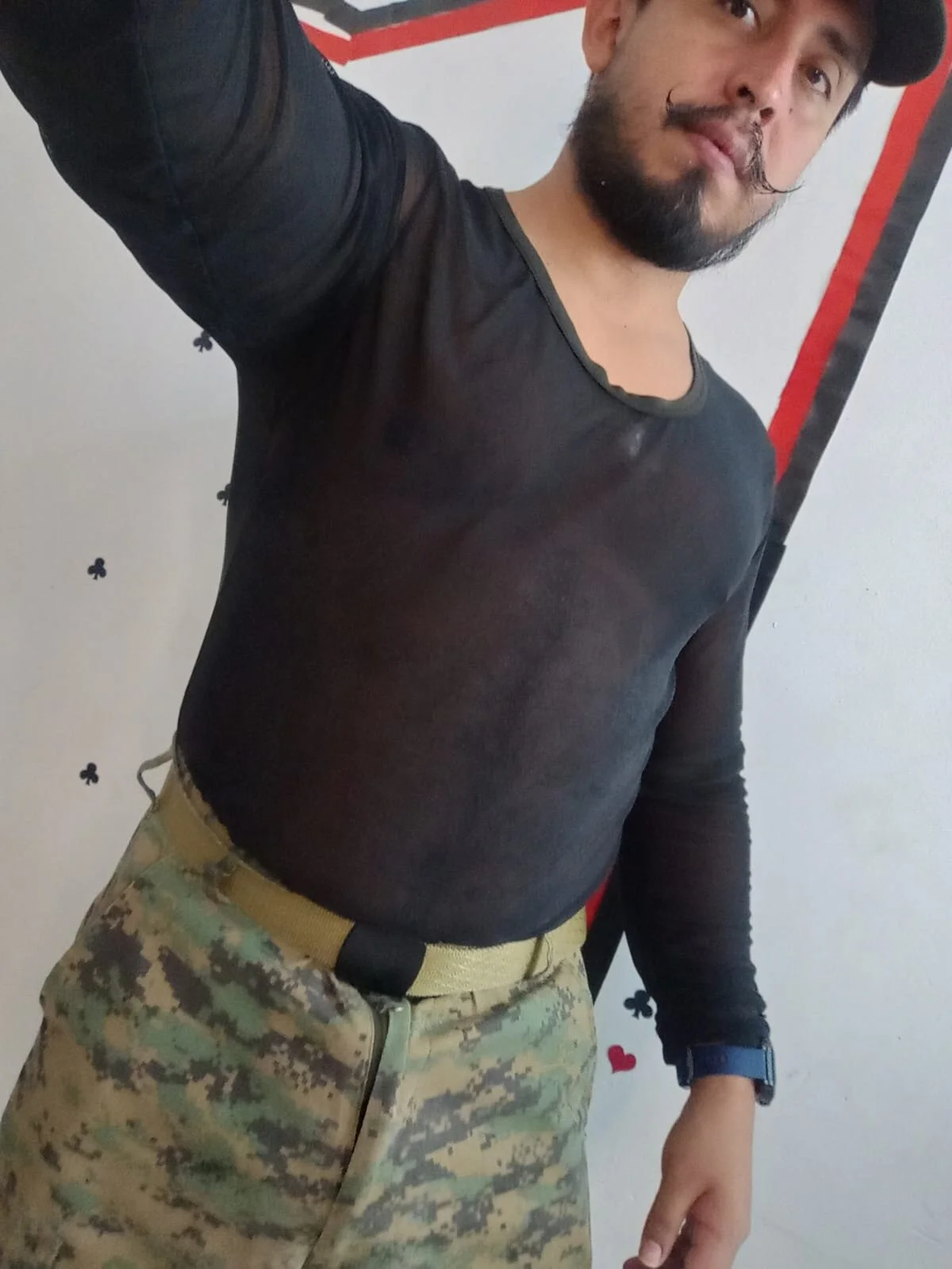 XXX Porn Photo of Nude KalethBigDick 1979