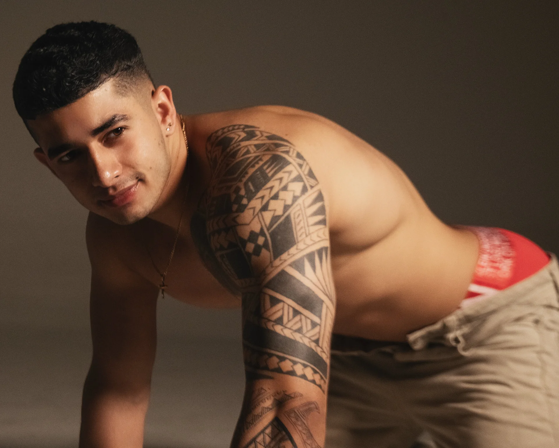 XXX Porn Photo of Nude king_falconer 31
