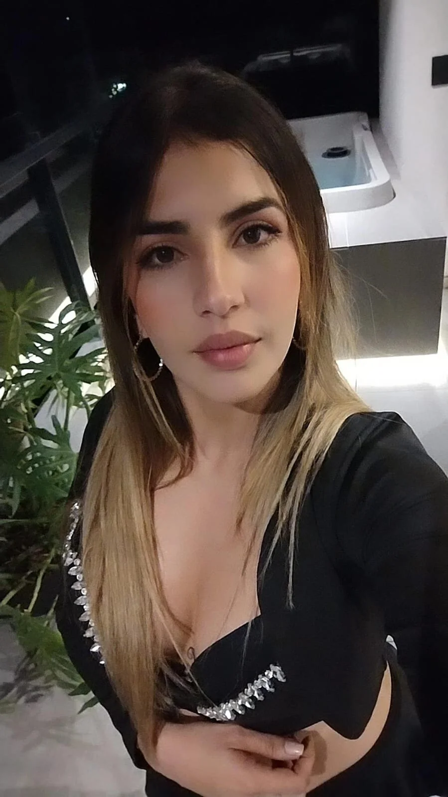 XXX Porn Photo of Nude Latina_azura333 13