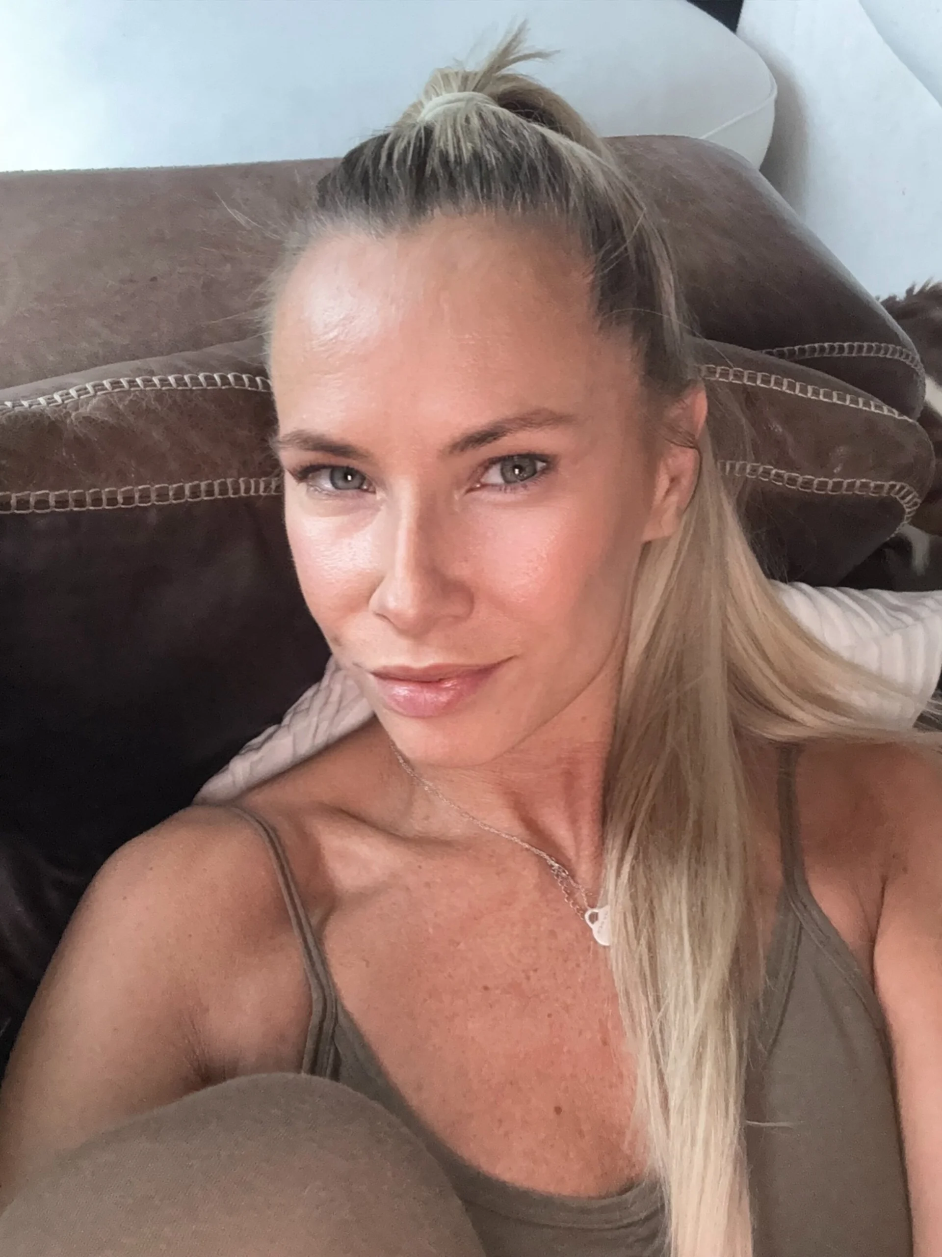 XXX Porn Photo of Nude blondi2077 5