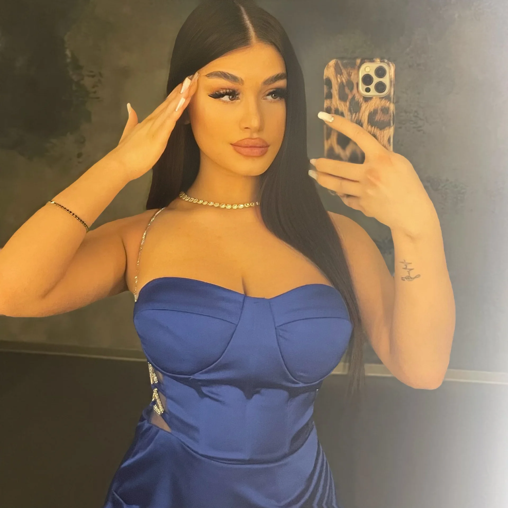 XXX Porn Photo of Nude BellaNoirre 5