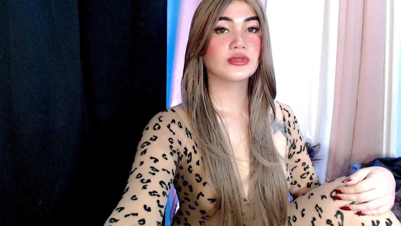 Felicity_lux