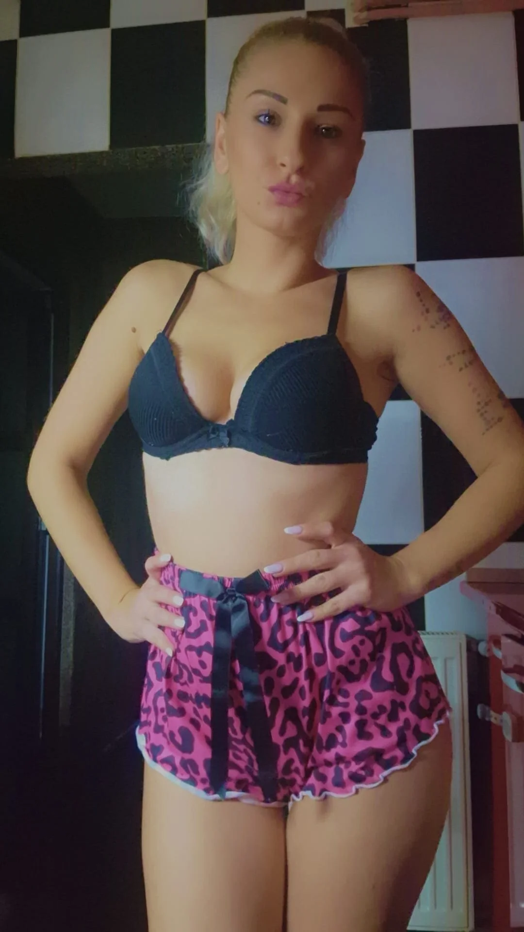 XXX Porn Photo of Nude CassieSpell 17