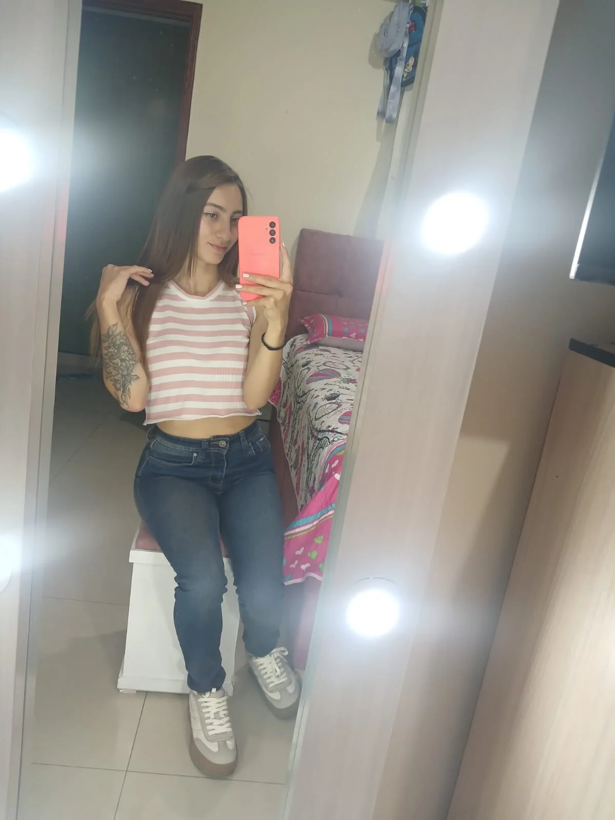 XXX Porn Photo of Nude Elizabeth__2 2