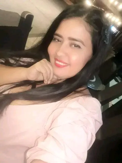 XXX Porn Photo of Nude alexandra_mommy 5