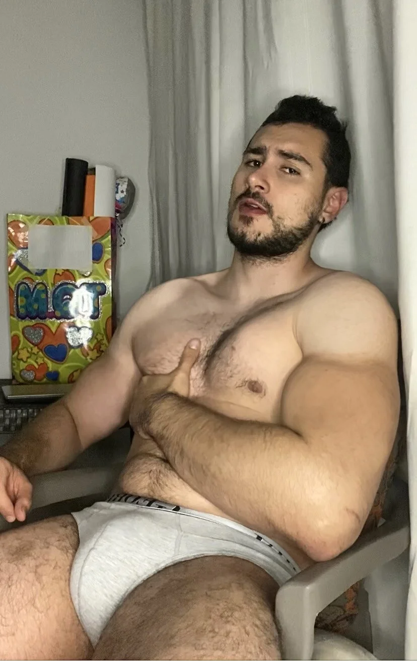 XXX Porn Photo of Nude Mateoking__ 12