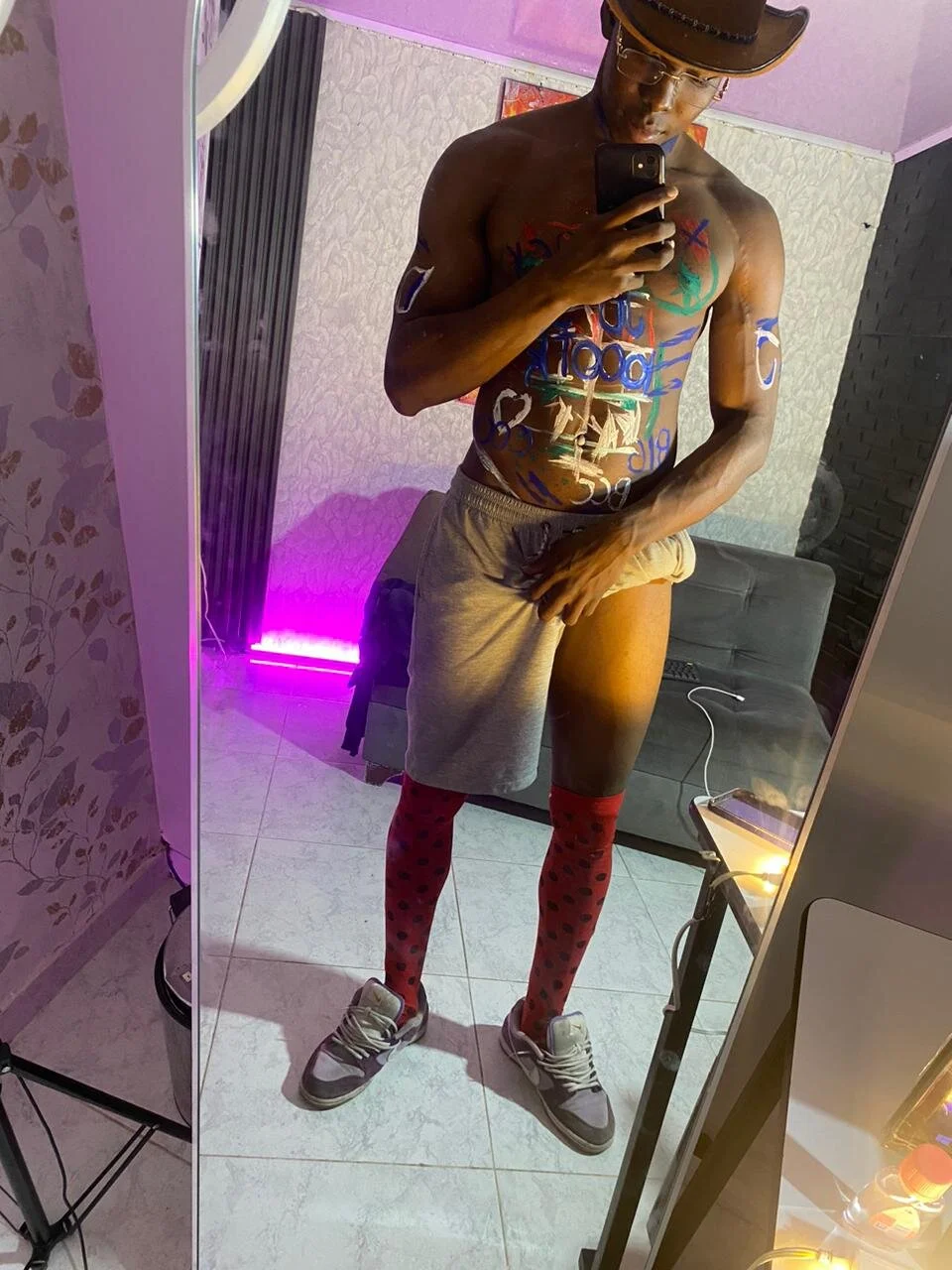 XXX Porn Photo of Nude mike_aly 35