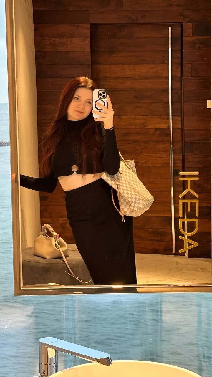 XXX Porn Photo of Nude RiaDendy 1