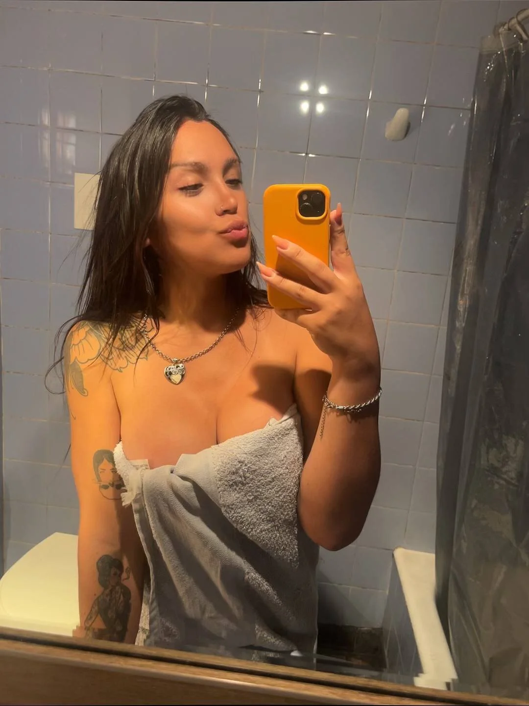 XXX Porn Photo of Nude BettyFoxx1 2
