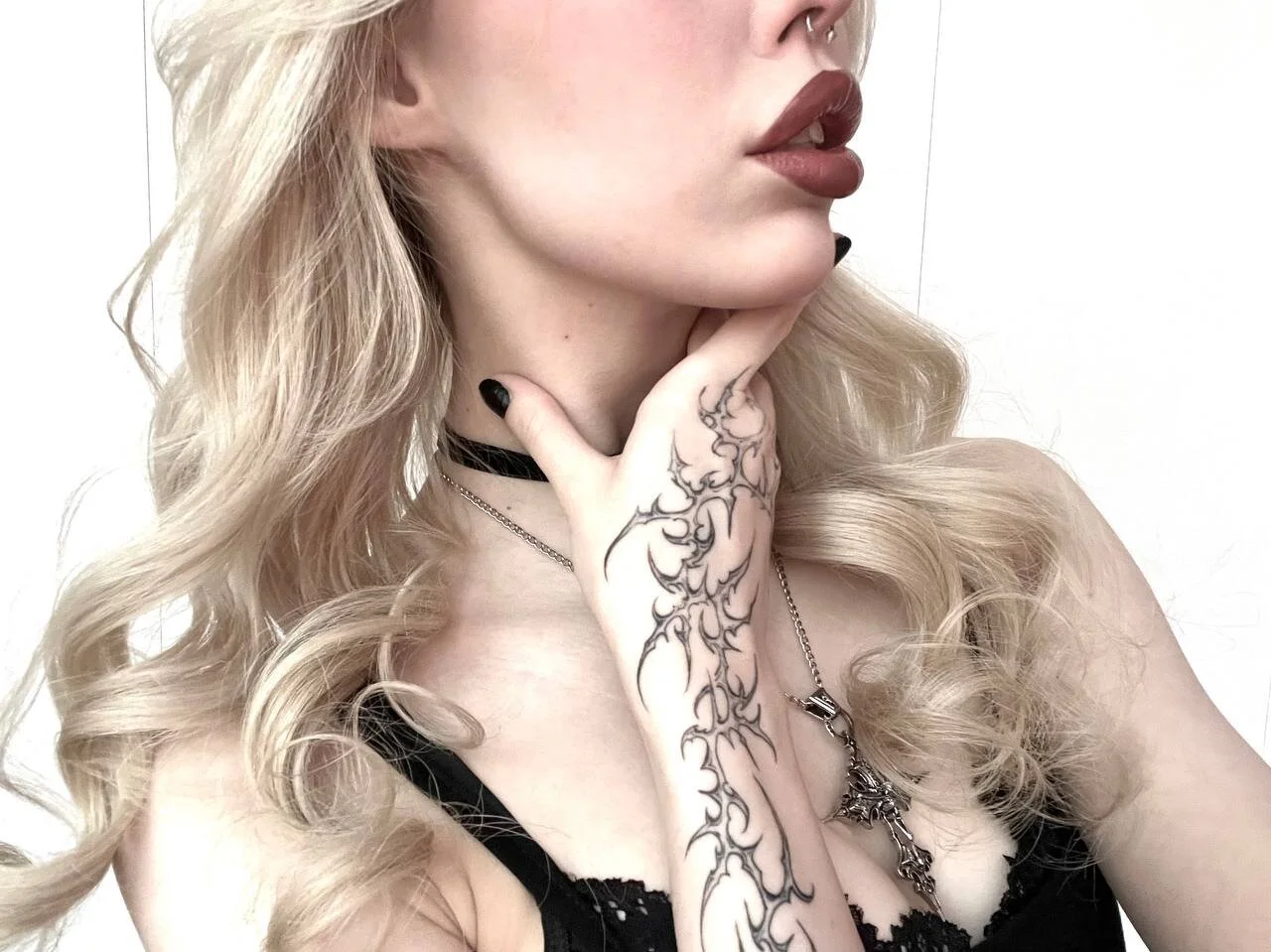 XXX Porn Photo of Nude goth__tv 2
