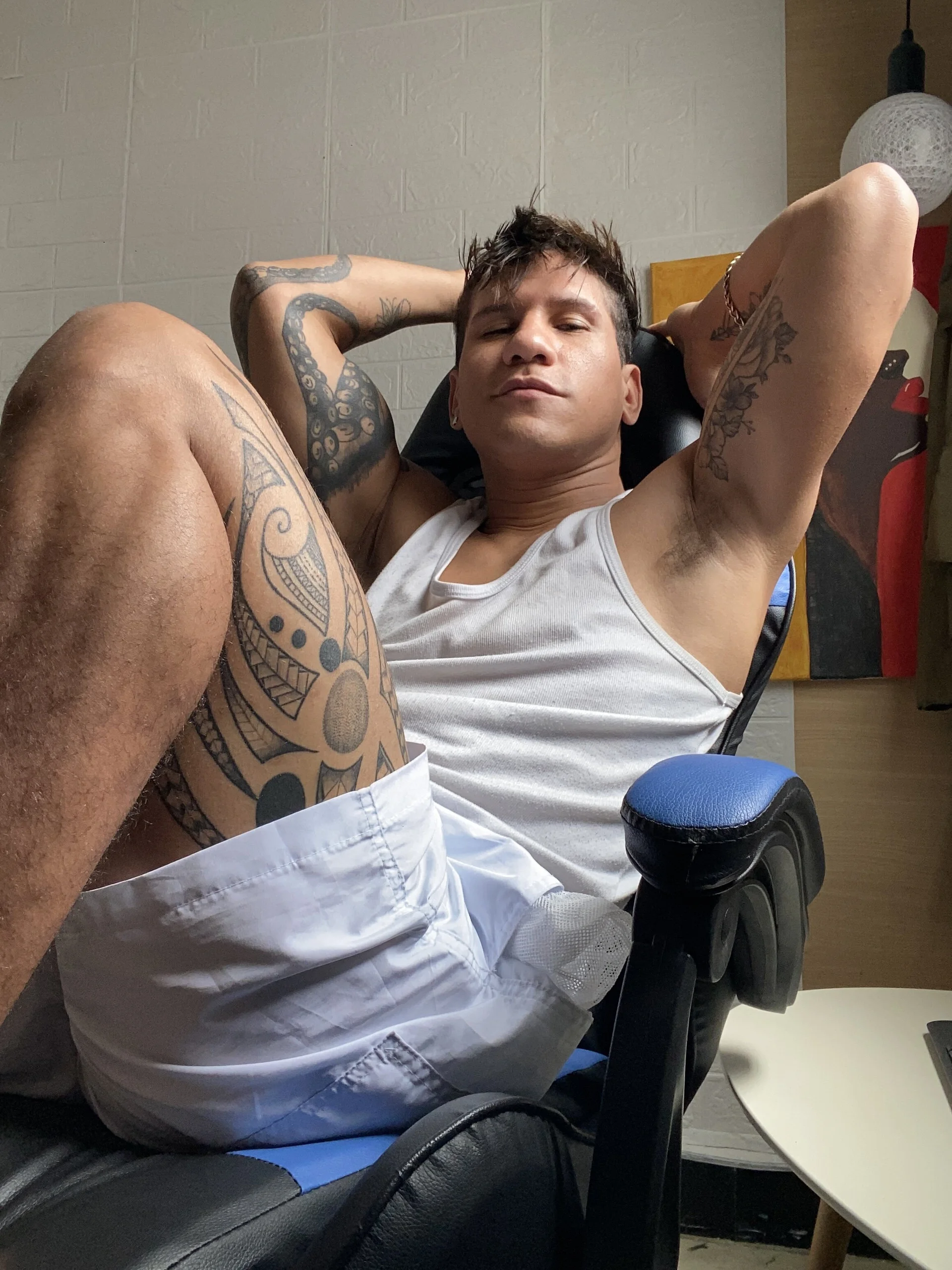 XXX Porn Photo of Nude toyboys1 15