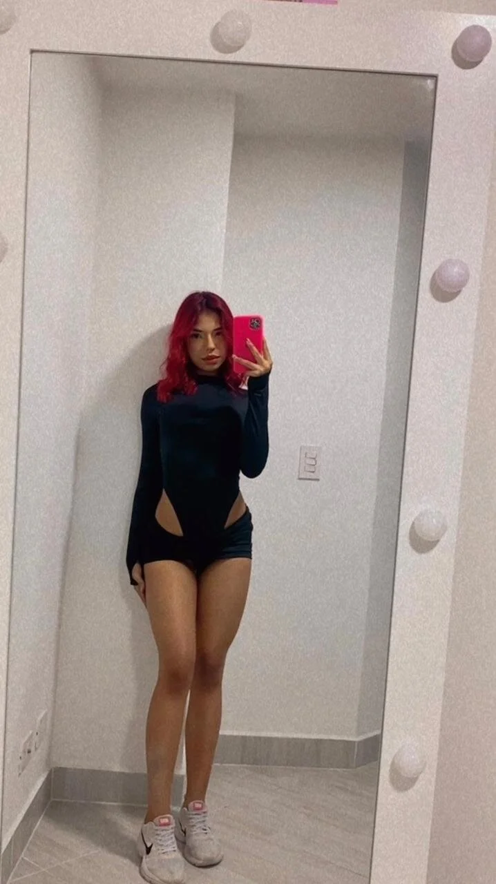 XXX Porn Photo of Nude Emmily_Savage 59