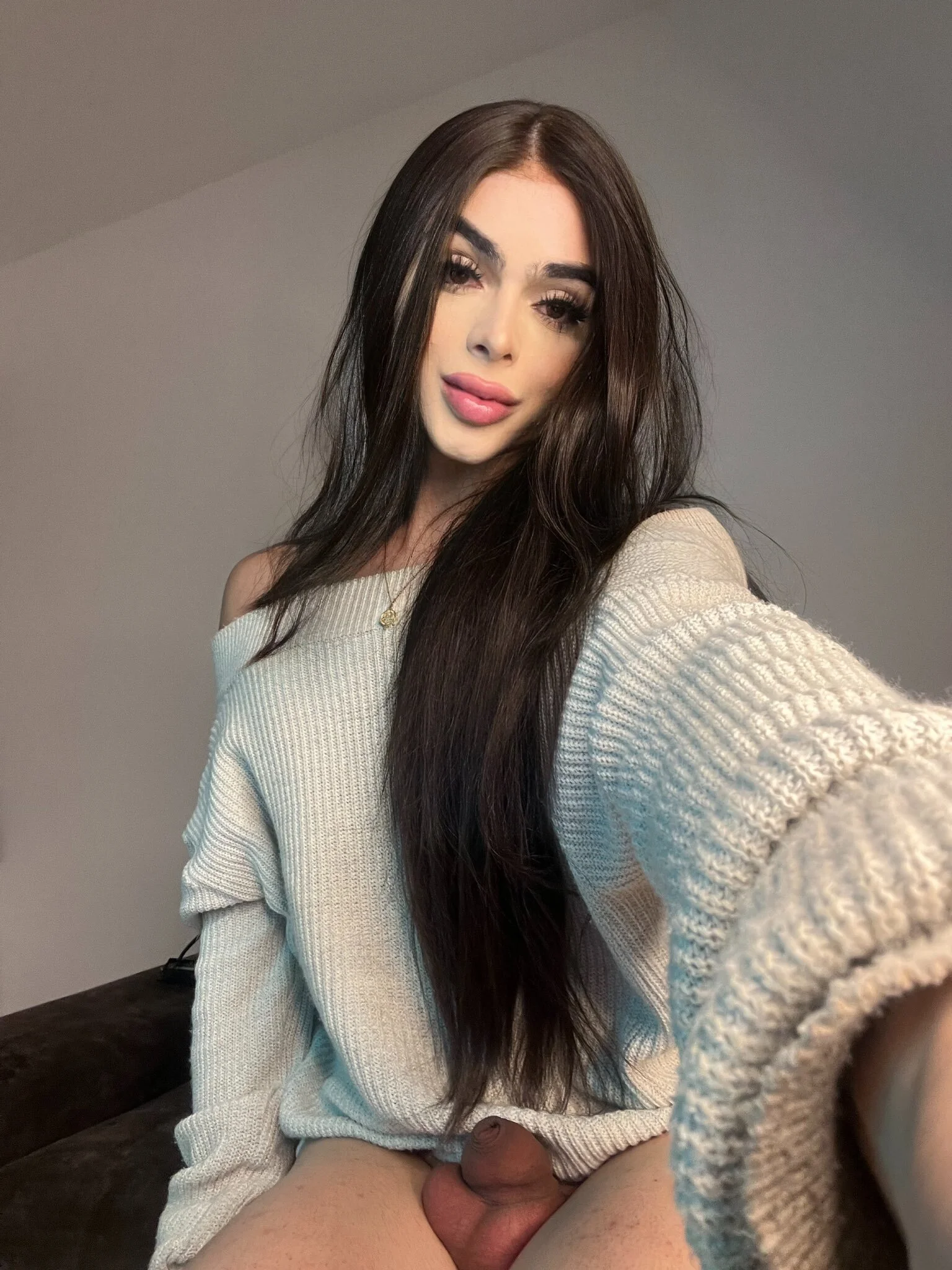 XXX Porn Photo of Nude LatinaTs_ 9