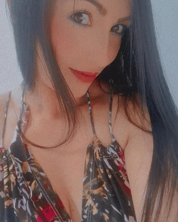 XXX Porn Photo of Nude emily_hunter12 3