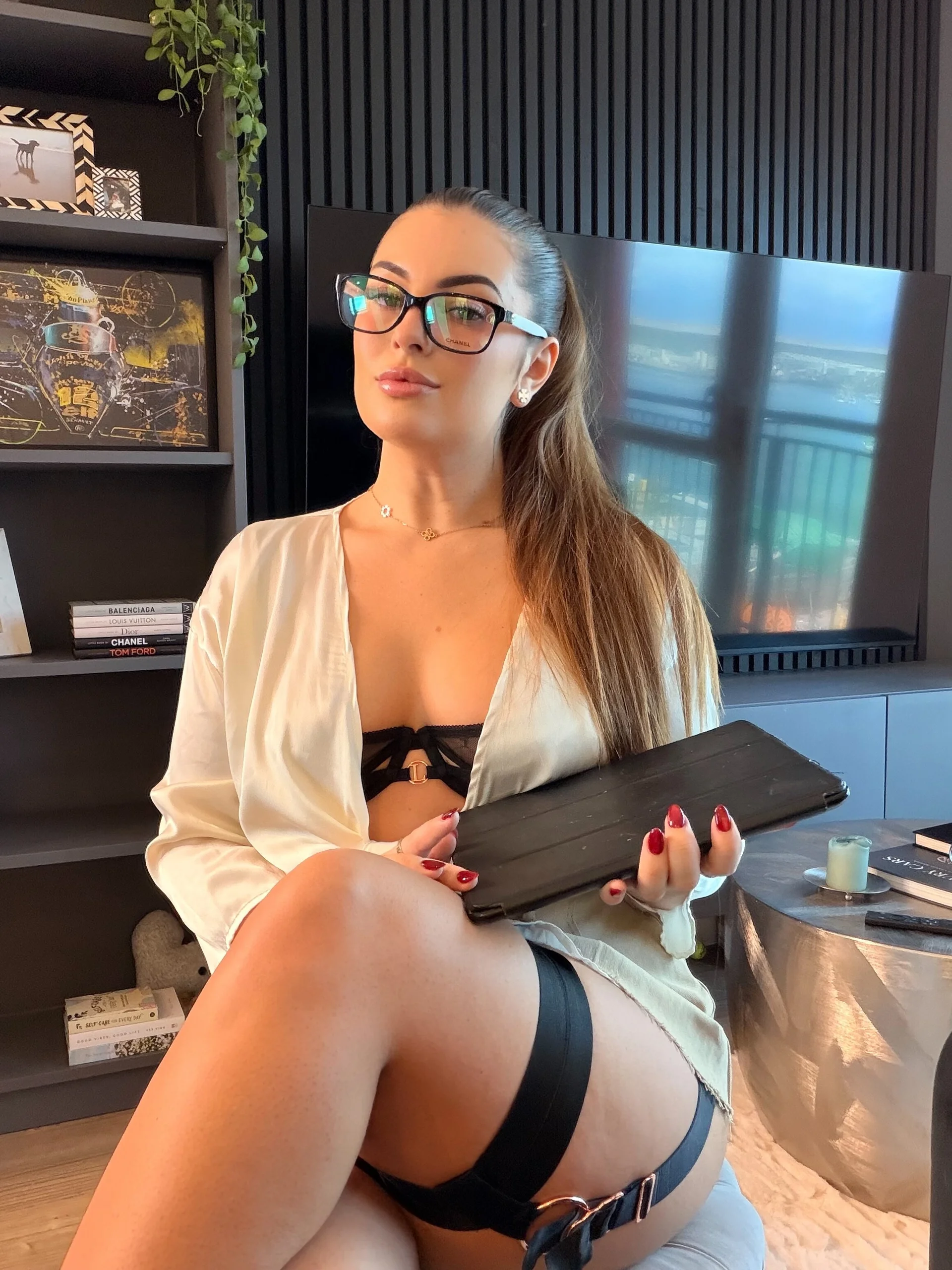 XXX Porn Photo of Nude AvaKayley 23