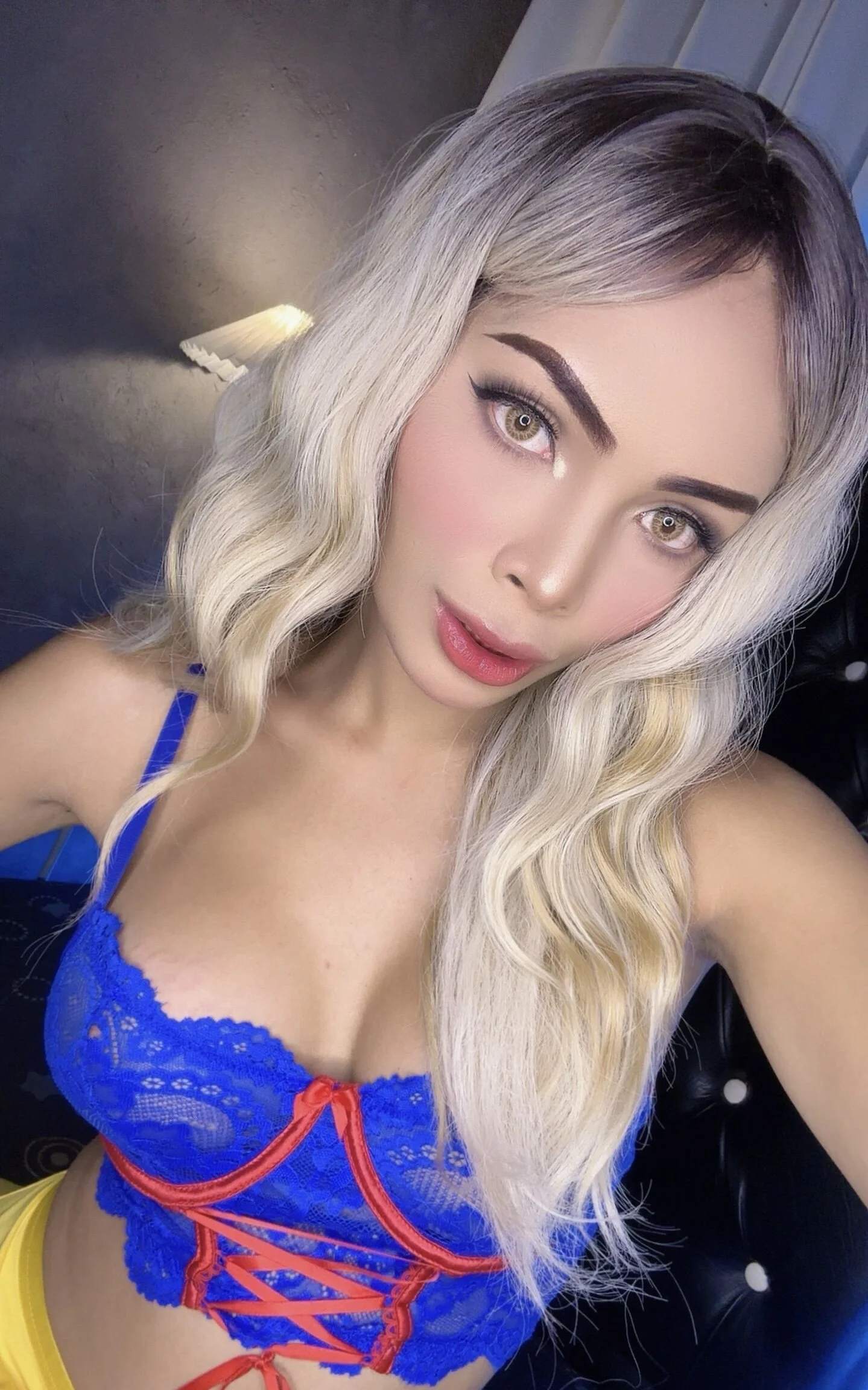 XXX Porn Photo of Nude mysterious_olivia69 3