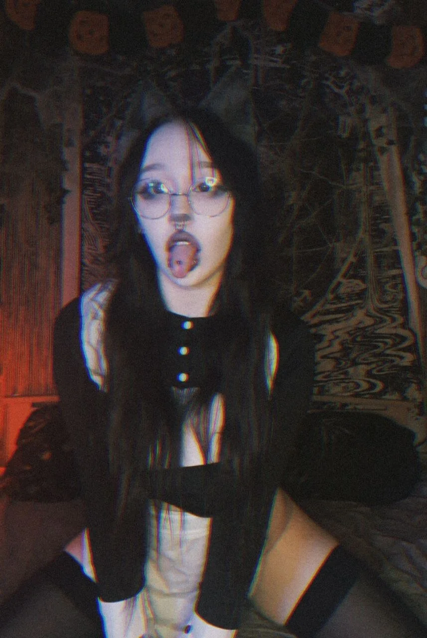 XXX Porn Photo of Nude chloe_crystall_killer 15