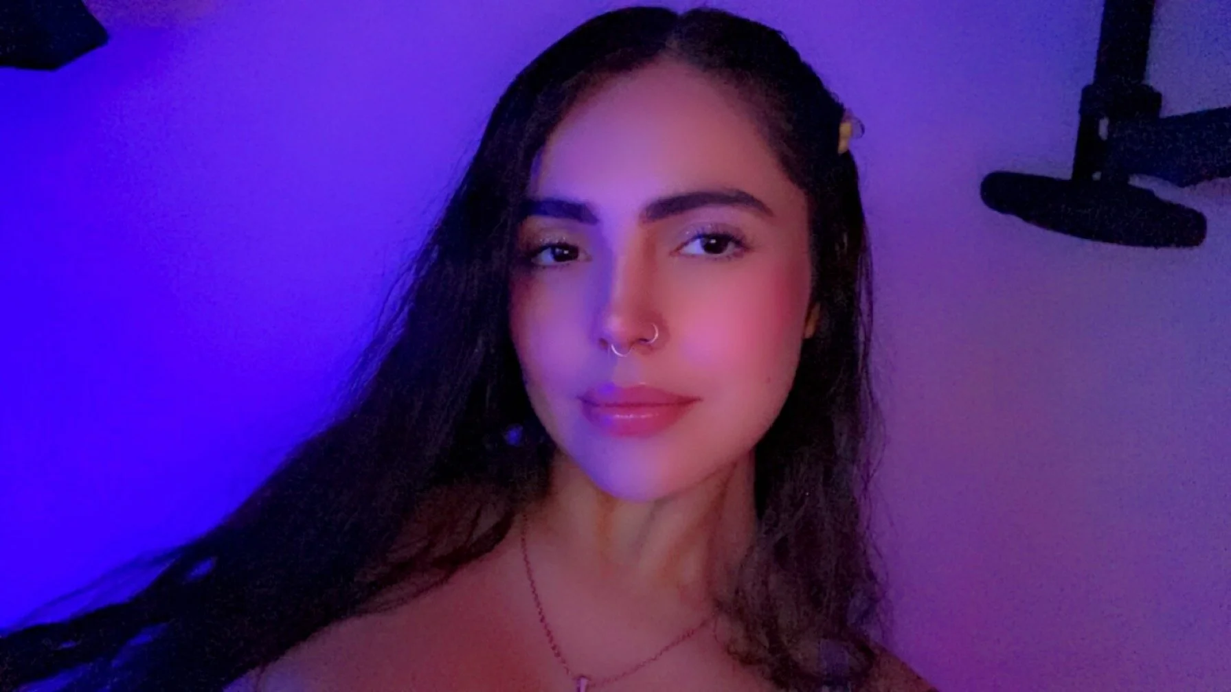 XXX Porn Photo of Nude llanna_ 2