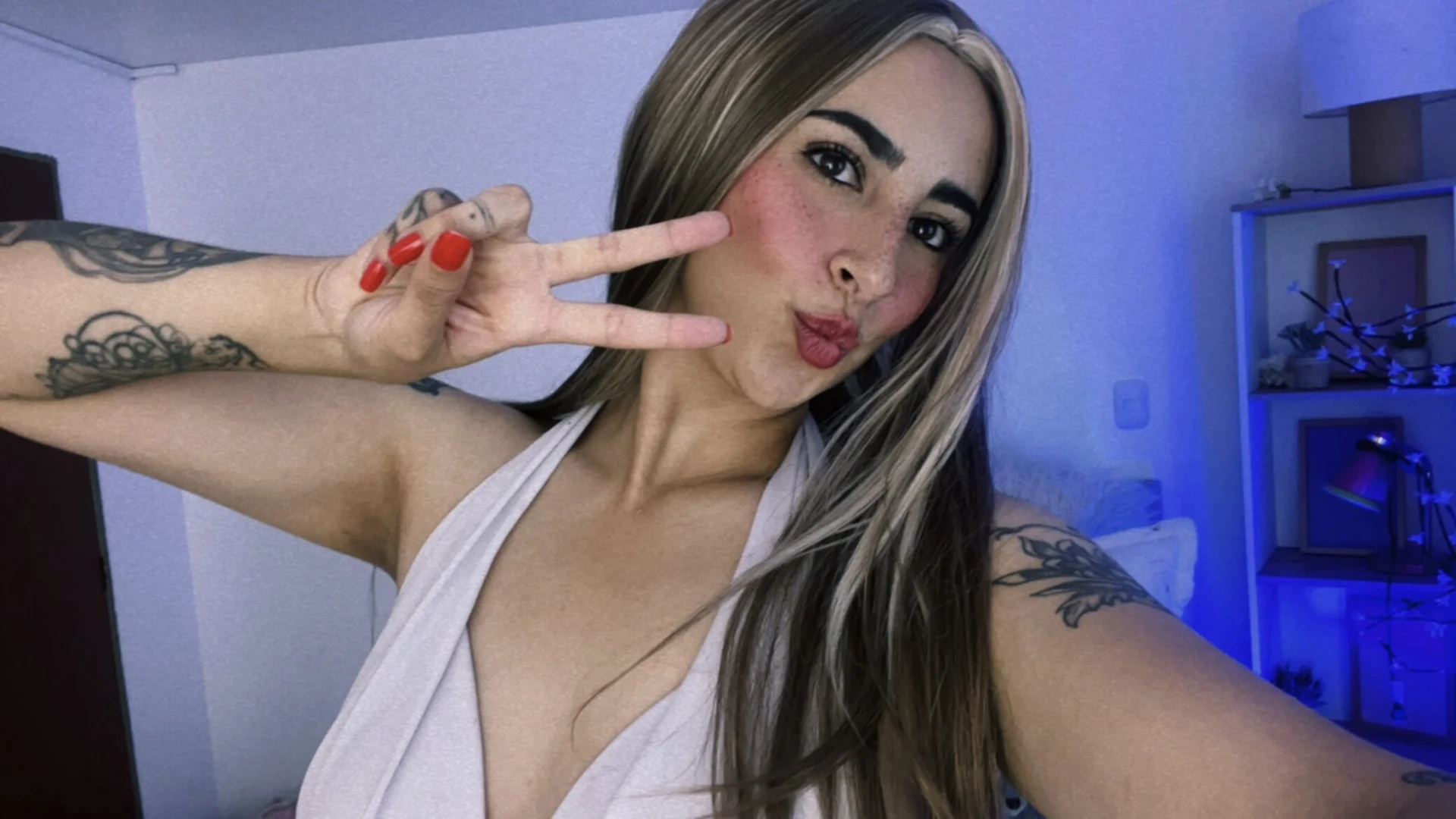 XXX Porn Photo of Nude Enola_holmess 7