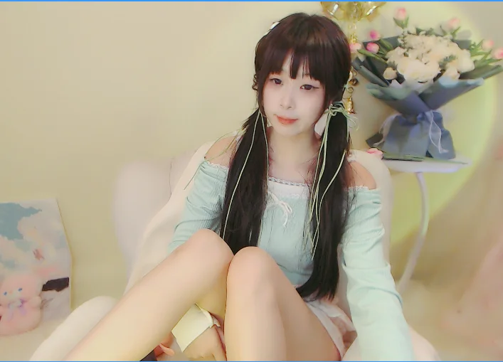 XXX Porn Photo of Nude yoyoyo_99 13