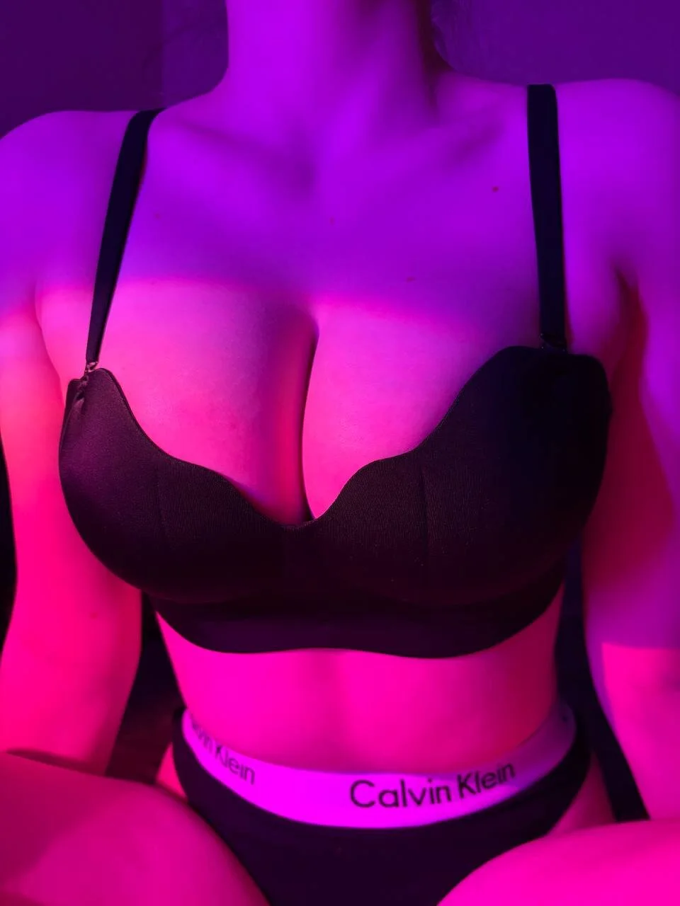 XXX Porn Photo of Nude EmersonBenet 5