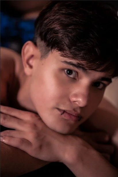 XXX Porn Photo of Nude Derek_Sinn 10