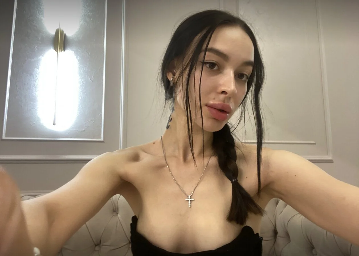 XXX Porn Photo of Nude Daphne_Darkthorn 10