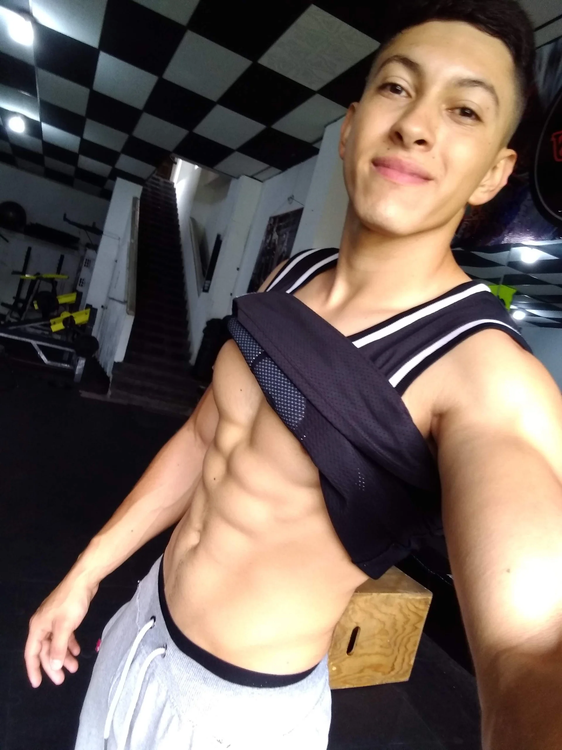 XXX Porn Photo of Nude Stmina_Boy 3
