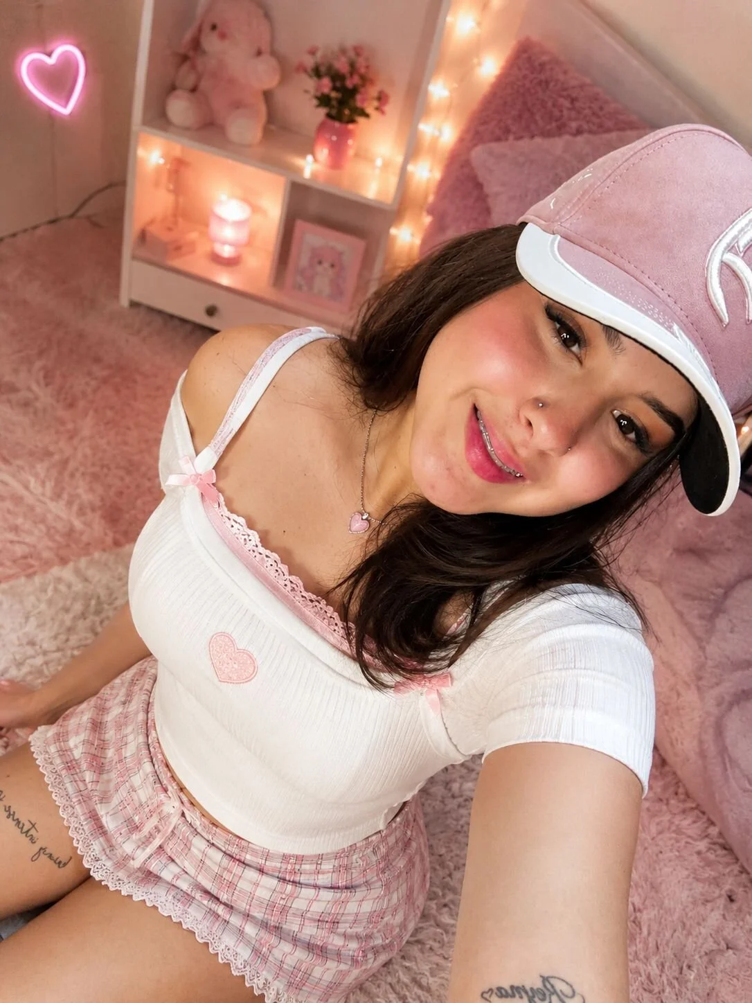 XXX Porn Photo of Nude LunaGirl2026 4