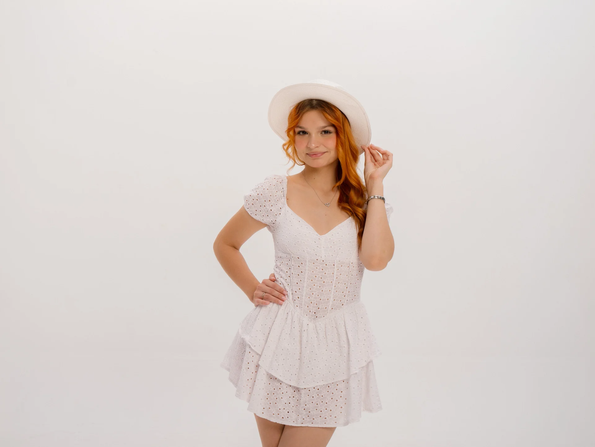 XXX Porn Photo of Nude BellaMarebelle 2