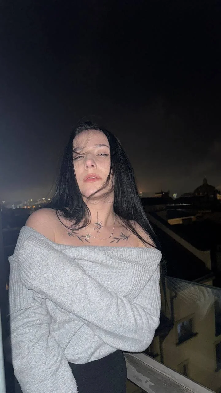 XXX Porn Photo of Nude NikkiGoldSide 10