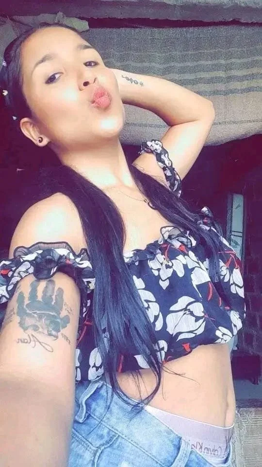 XXX Porn Photo of Nude naomii_00 1