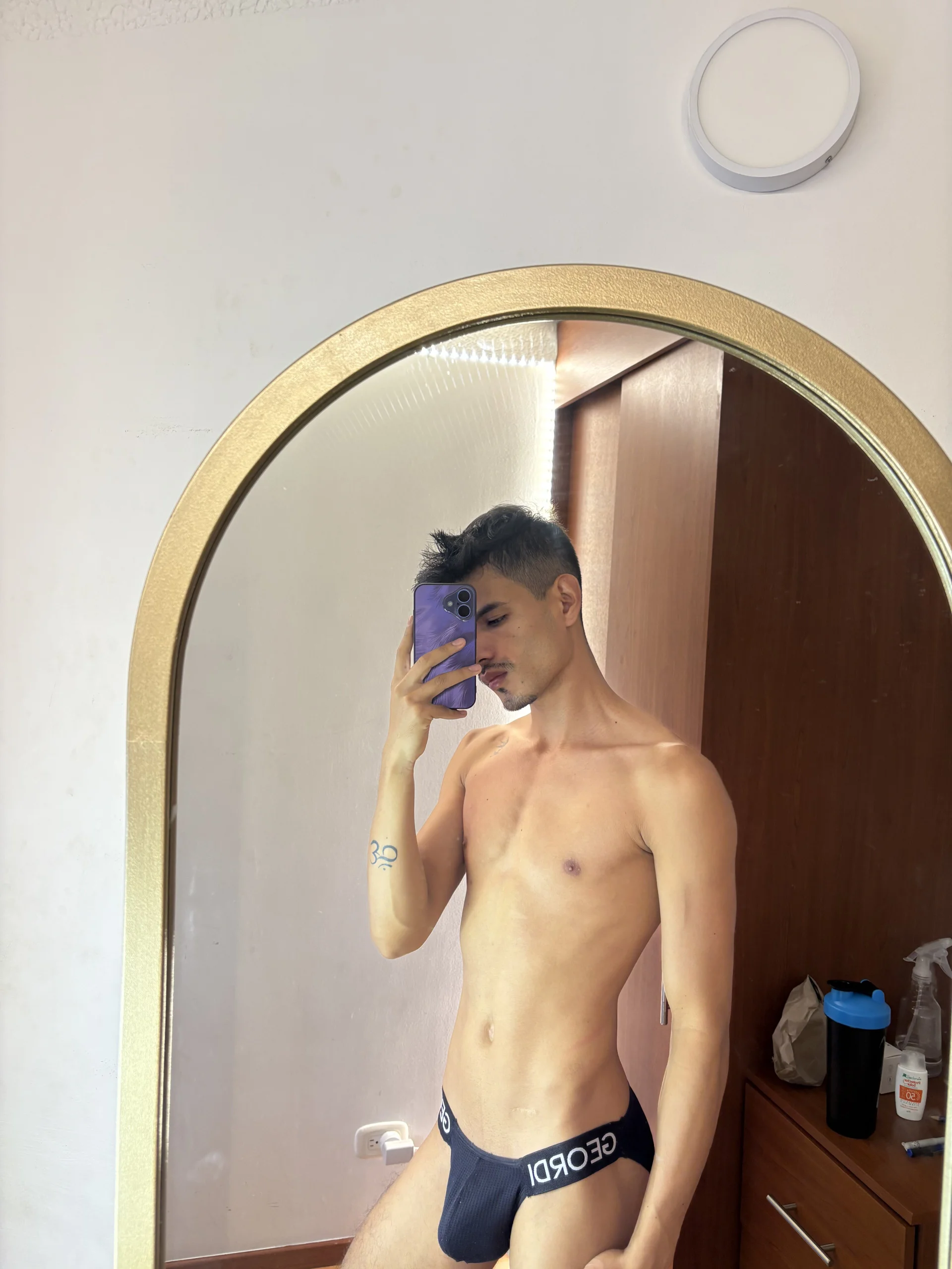 XXX Porn Photo of Nude diego_latino 8