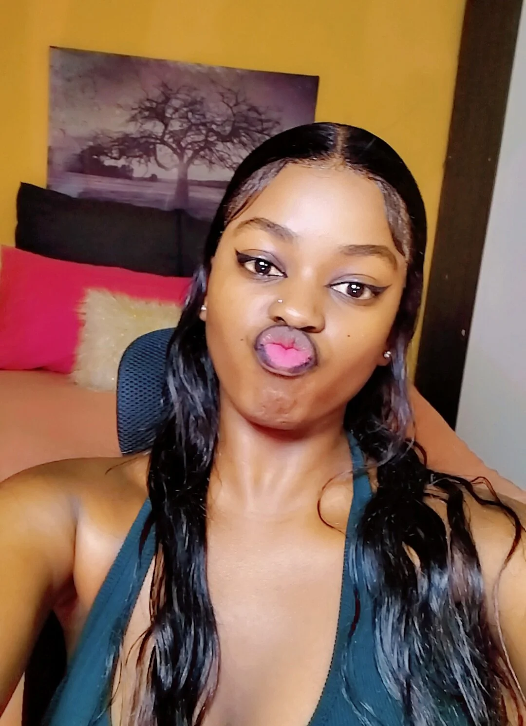 XXX Porn Photo of Nude NawtyLisa 1